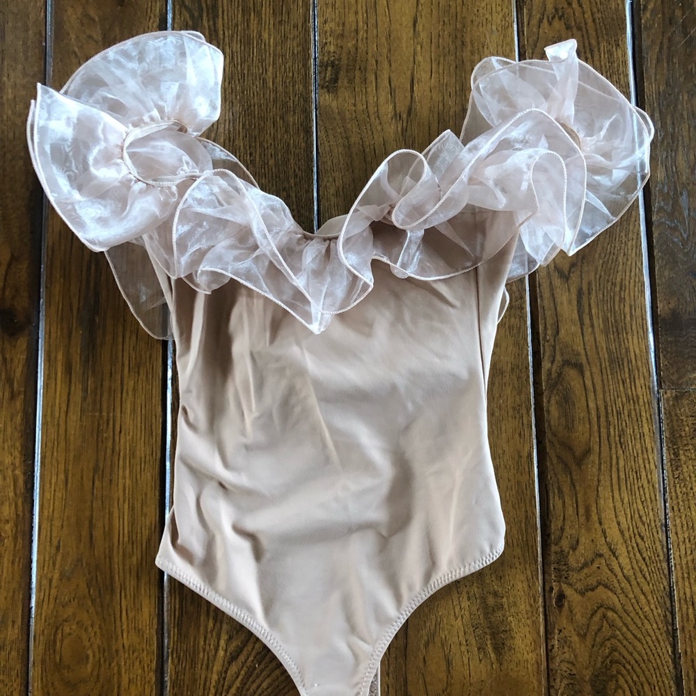 Free People NWT Chiffon Cap Sleeve Body Suit